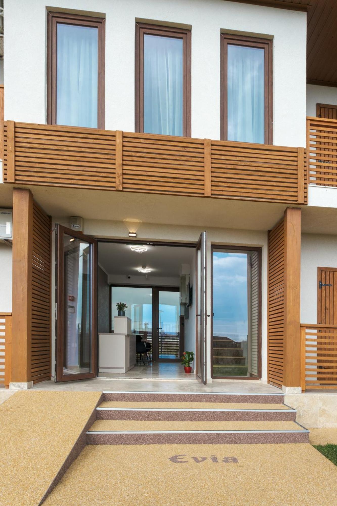 Pensiunea Evia Corbu 科尔布 外观 照片